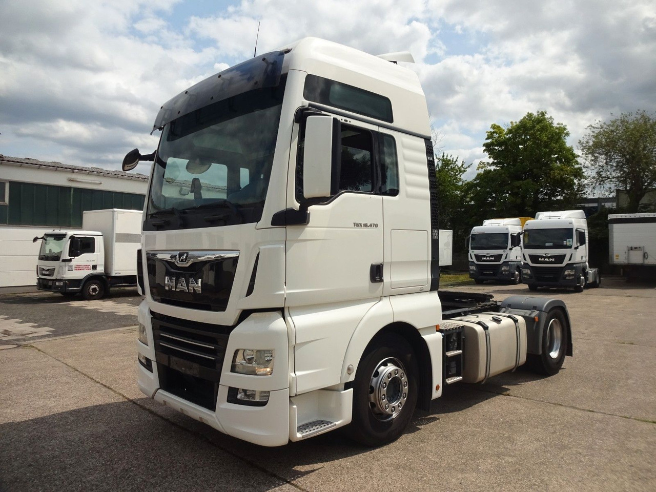 MAN TGX 18.470, XXL, ACC, 2 x Tank, Standklima - Tractor unit: picture 1 MAN TGX 18.470, XXL, ACC, 2 x Tank, Standklima - Tractor unit: picture 1