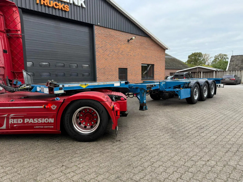 Broshuis 3UCC-39/45 2x20/30/40/45 FT Multi Liftas SAF Schijfremmen - Container transporter/ Swap body semi-trailer: picture 2 Broshuis 3UCC-39/45 2x20/30/40/45 FT Multi Liftas SAF Schijfremmen - Container transporter/ Swap body semi-trailer: picture 2