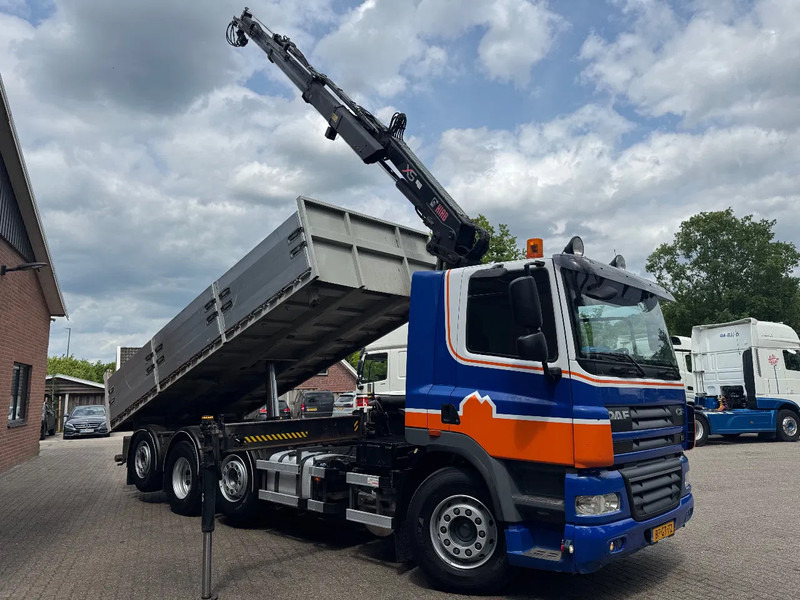 DAF CF 85.360 8X2 3 Zijdige kipper HIAB 16 t/m kraan AHK Top condition - Tipper, Crane truck: picture 2 DAF CF 85.360 8X2 3 Zijdige kipper HIAB 16 t/m kraan AHK Top condition - Tipper, Crane truck: picture 2