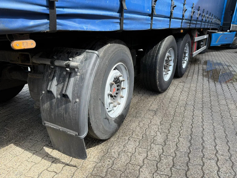 Groenewegen DRO-15-27 B Stuuras/Lenkachse Laadklep/LBW - Curtainsider semi-trailer: picture 5 Groenewegen DRO-15-27 B Stuuras/Lenkachse Laadklep/LBW - Curtainsider semi-trailer: picture 5