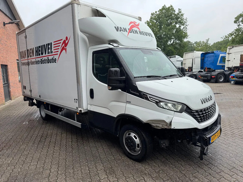 Iveco Daily 35C18 Koffer Airco 750KG Laadklep LBW Automatic! - Panel van: picture 2 Iveco Daily 35C18 Koffer Airco 750KG Laadklep LBW Automatic! - Panel van: picture 2