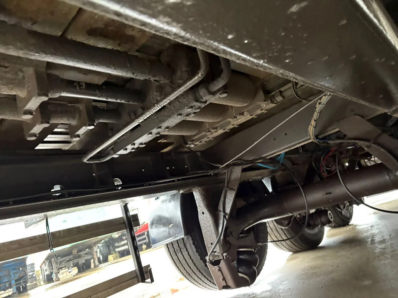 Walking floor semi-trailer Knapen Trailers K100 92m3 Cargo Floor 10MM Liftas Schijfremmen: picture 16 Walking floor semi-trailer Knapen Trailers K100 92m3 Cargo Floor 10MM Liftas Schijfremmen: picture 16