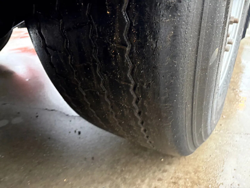 Walking floor semi-trailer Knapen Trailers K100 92m3 Cargo Floor 10MM Liftas Schijfremmen: picture 18 Walking floor semi-trailer Knapen Trailers K100 92m3 Cargo Floor 10MM Liftas Schijfremmen: picture 18