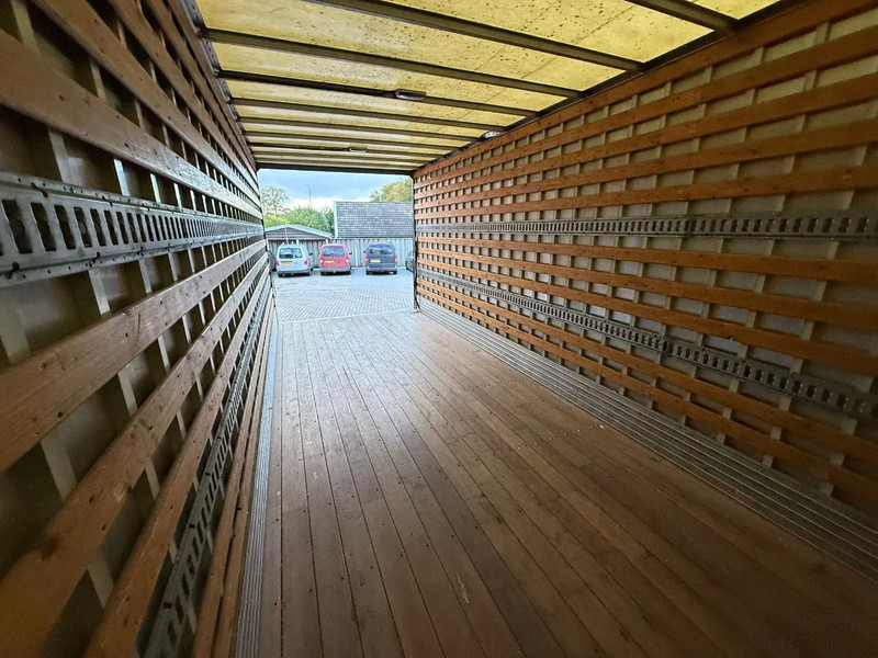 Box truck Mercedes-Benz Atego 1318 4X2 BDF Koffer Standairco 2.000KG LBW APK 07-2026: picture 18 Box truck Mercedes-Benz Atego 1318 4X2 BDF Koffer Standairco 2.000KG LBW APK 07-2026: picture 18