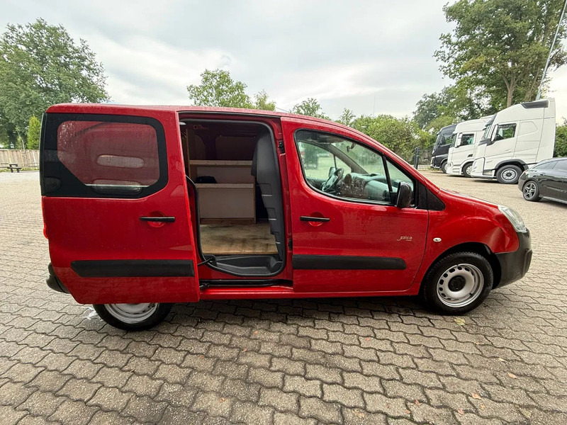 Peugeot Partner 1.6 BlueHDi Airco Schuifdeur 73KW - Small van: picture 4 Peugeot Partner 1.6 BlueHDi Airco Schuifdeur 73KW - Small van: picture 4