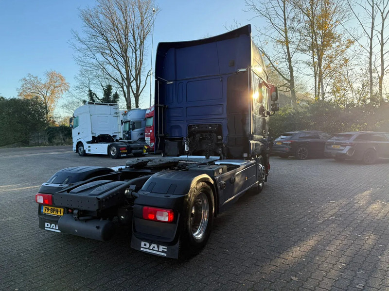 DAF XF 450 Super Space Cab + Gardner Denver XK18 Silo Compressor Alcoa LED Standklima NL Truck APK 03-2026 - Tractor unit: picture 4 DAF XF 450 Super Space Cab + Gardner Denver XK18 Silo Compressor Alcoa LED Standklima NL Truck APK 03-2026 - Tractor unit: picture 4