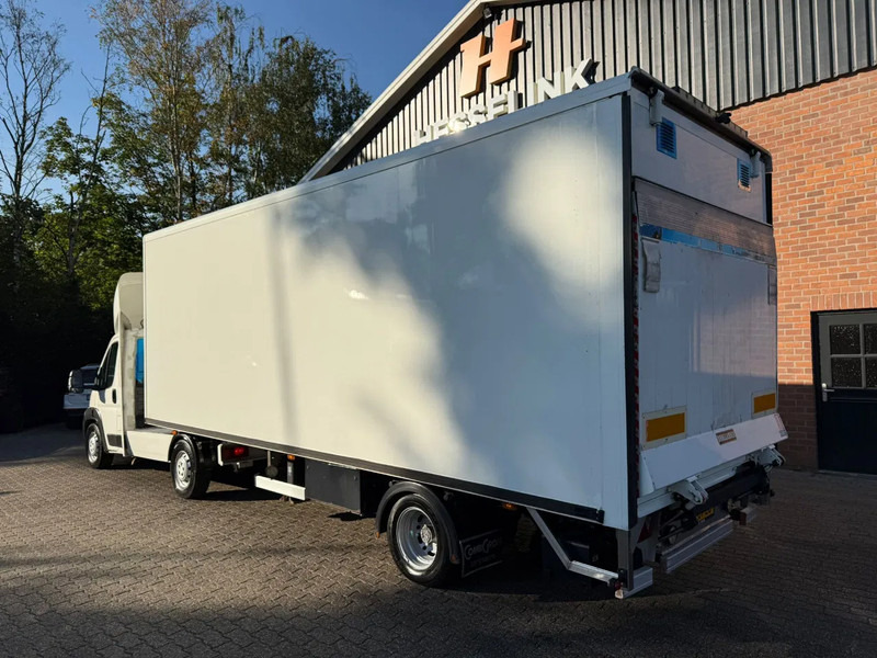 Peugeot Boxer BE Trekker 110.865KM!+ Oplegger Laadklep 1.500 KG - Tractor unit: picture 2 Peugeot Boxer BE Trekker 110.865KM!+ Oplegger Laadklep 1.500 KG - Tractor unit: picture 2