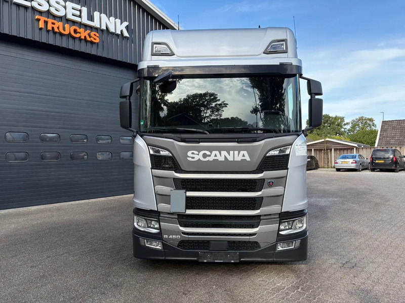 Tractor unit Scania R450 4X2EB Lowliner Retarder Standairco Smarttacho 2 German truck: picture 8