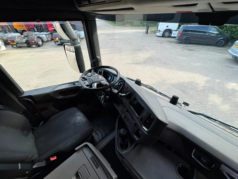 Tractor unit Scania R450 4X2EB Lowliner Retarder Standairco Smarttacho 2 German truck: picture 9