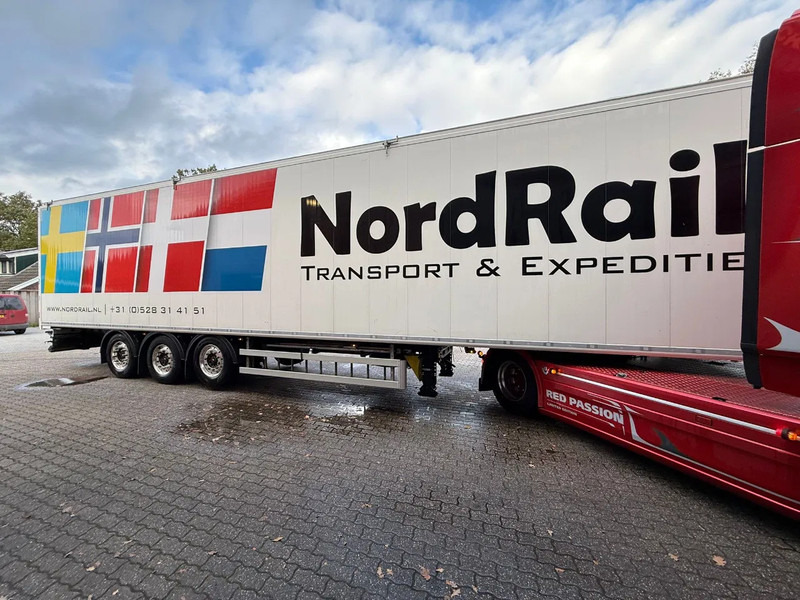 Kraker 2X K-Force 92m3 Alcoa SAF Tyrepilot Liftas 8MM Cargo Floor - Walking floor semi-trailer: picture 5 Kraker 2X K-Force 92m3 Alcoa SAF Tyrepilot Liftas 8MM Cargo Floor - Walking floor semi-trailer: picture 5