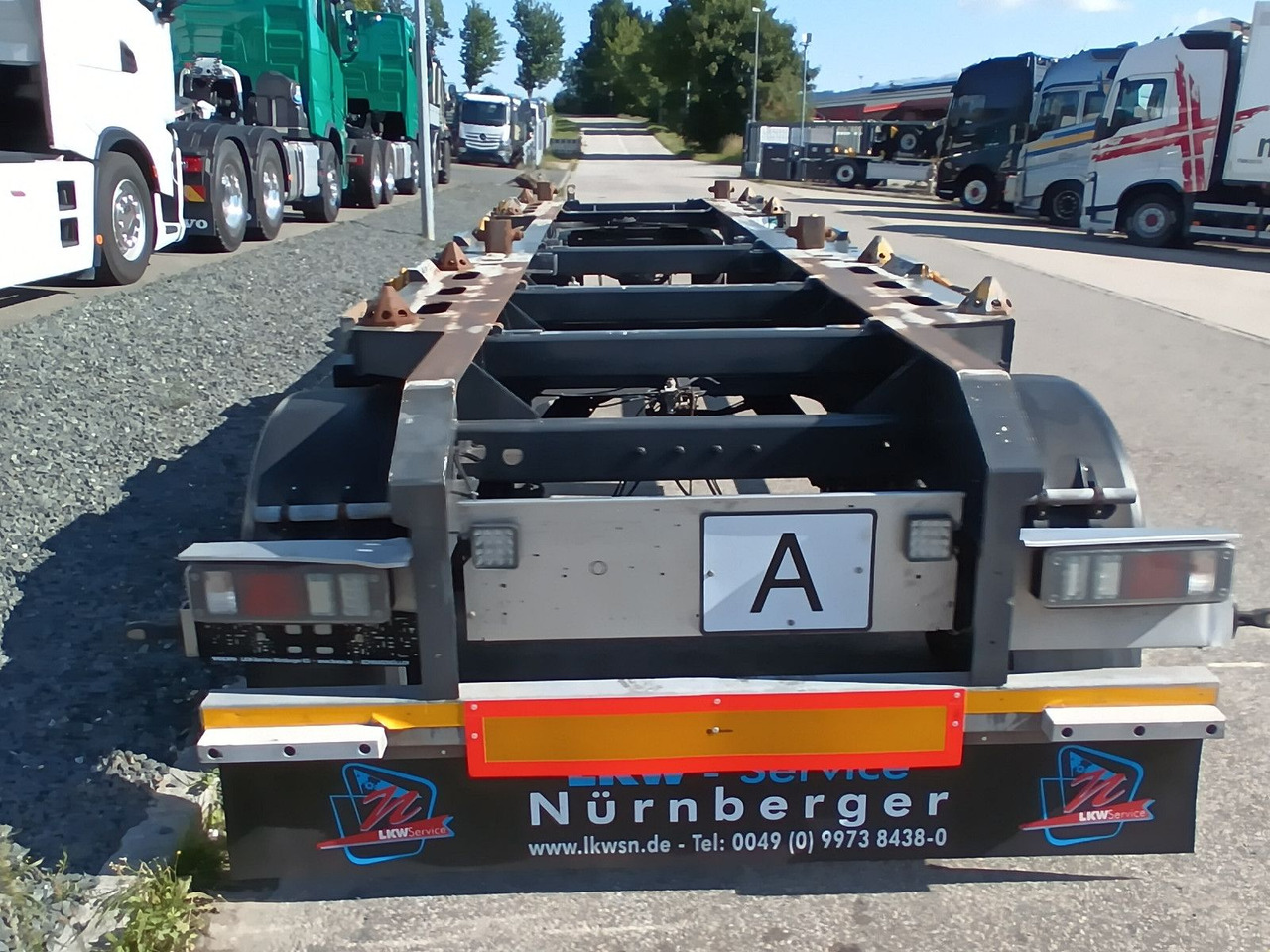 Hüffermann 2-A VARIO-CARRIER VERZINKT SAFETYFIX Reifen/TÜV - Roll-off/ Skip trailer: picture 3 Hüffermann 2-A VARIO-CARRIER VERZINKT SAFETYFIX Reifen/TÜV - Roll-off/ Skip trailer: picture 3