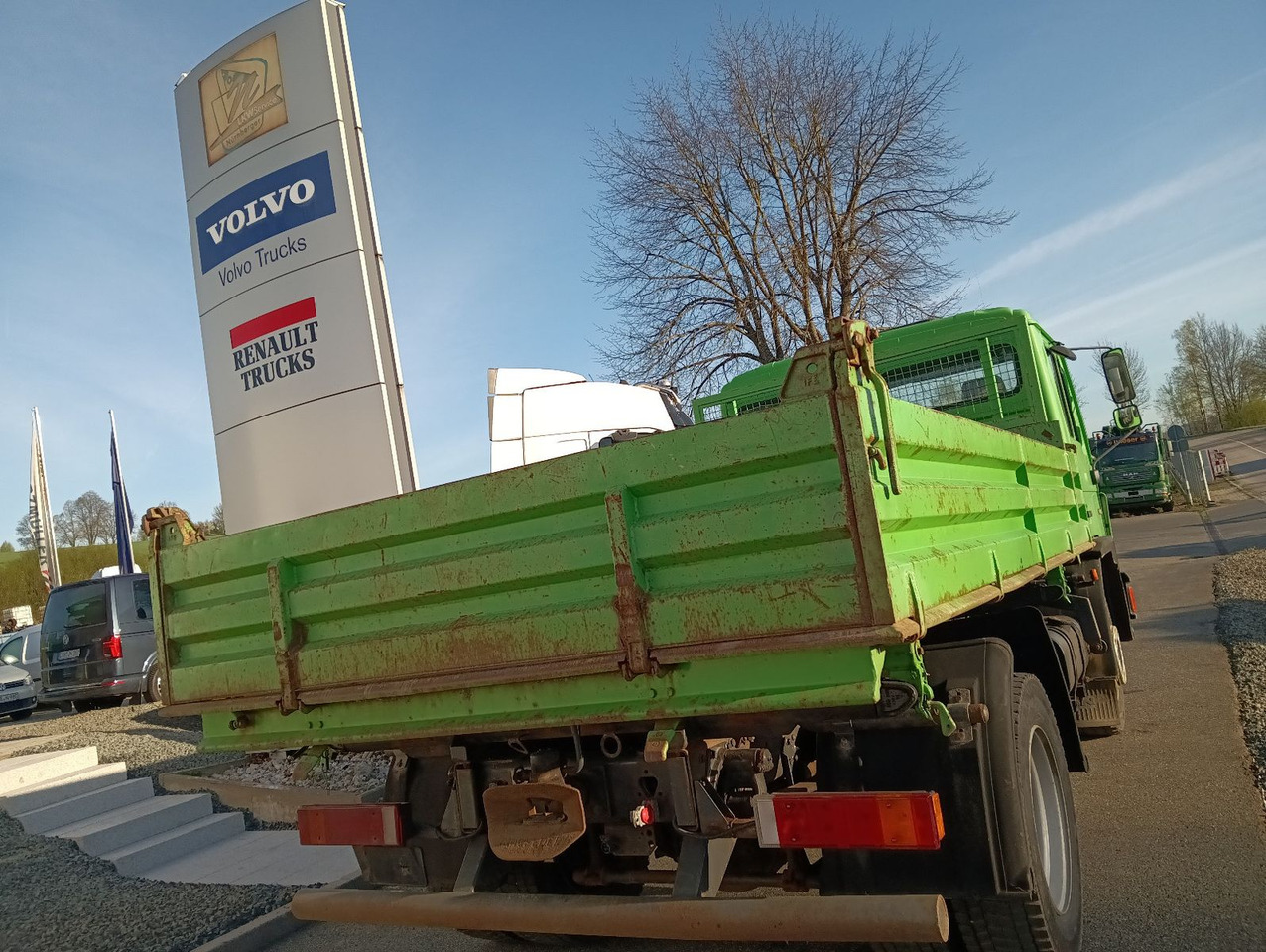 MAN 14:222 FK 3-S-Kipper 7,7tNL Blatt AHK TÜV5/25 - Tipper: picture 4 MAN 14:222 FK 3-S-Kipper 7,7tNL Blatt AHK TÜV5/25 - Tipper: picture 4