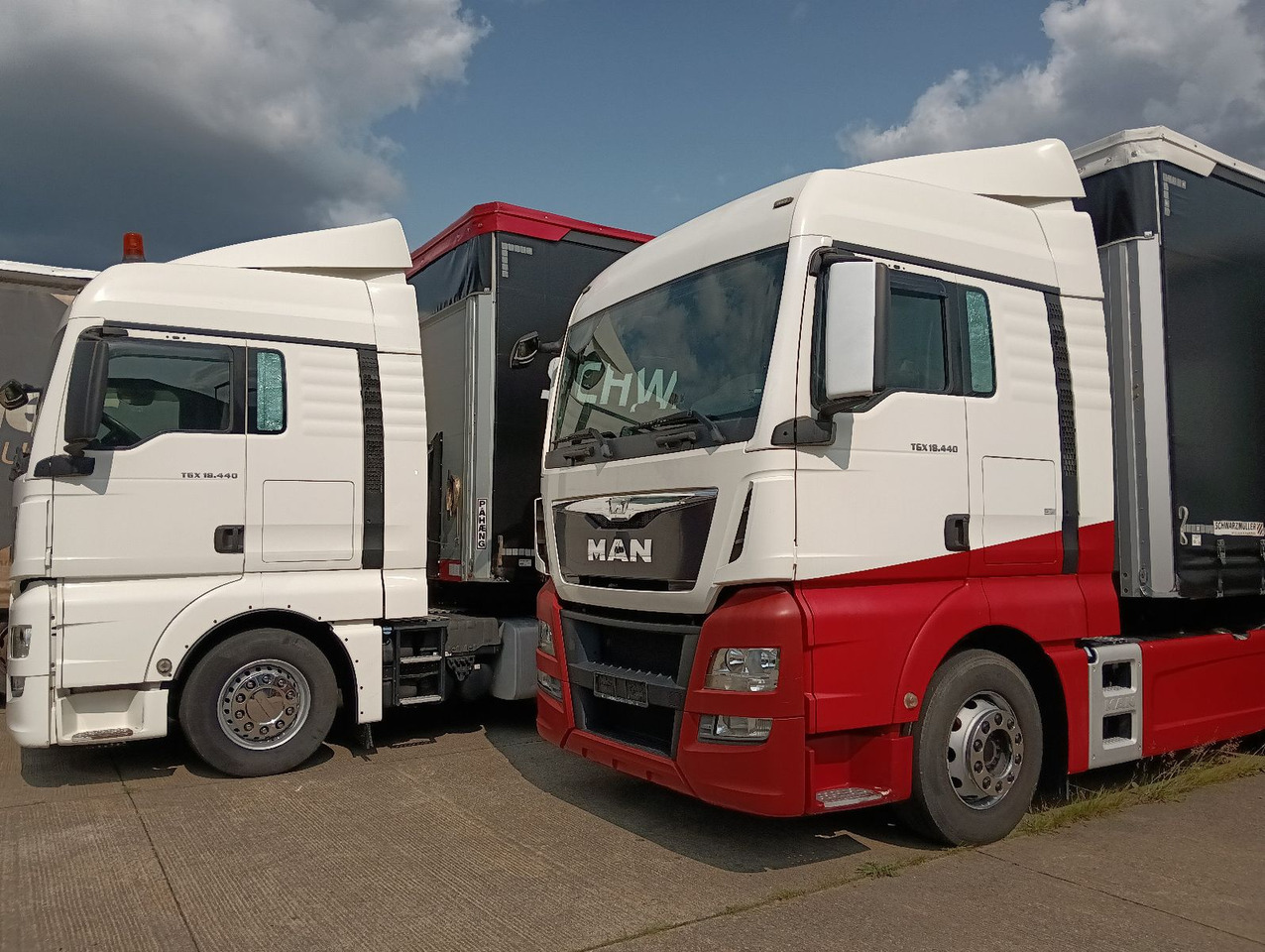 MAN TGX 18:440 BLS INTARDER Vollspoiler Reifen70-90% MAN TGX 18:440 BLS INTARDER Vollspoiler Reifen70-90% - Tractor unit: picture 4 MAN TGX 18:440 BLS INTARDER Vollspoiler Reifen70-90% MAN TGX 18:440 BLS INTARDER Vollspoiler Reifen70-90% - Tractor unit: picture 4