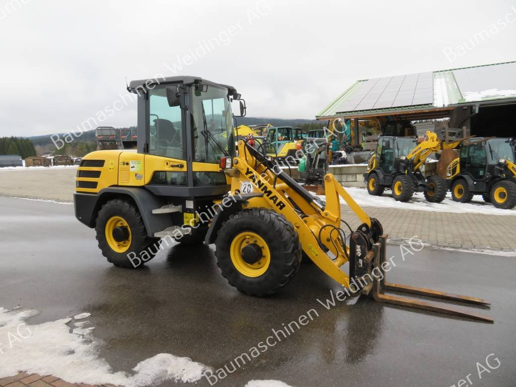 Yanmar V 80 - Wheel loader: picture 1 Yanmar V 80 - Wheel loader: picture 1