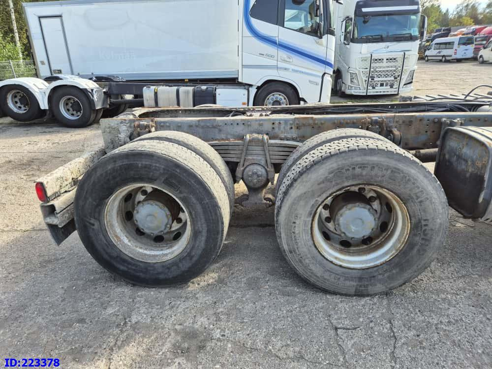 MAN TGA 35.480 8X4 - Full steel - Manual - Cab chassis truck: picture 5 MAN TGA 35.480 8X4 - Full steel - Manual - Cab chassis truck: picture 5
