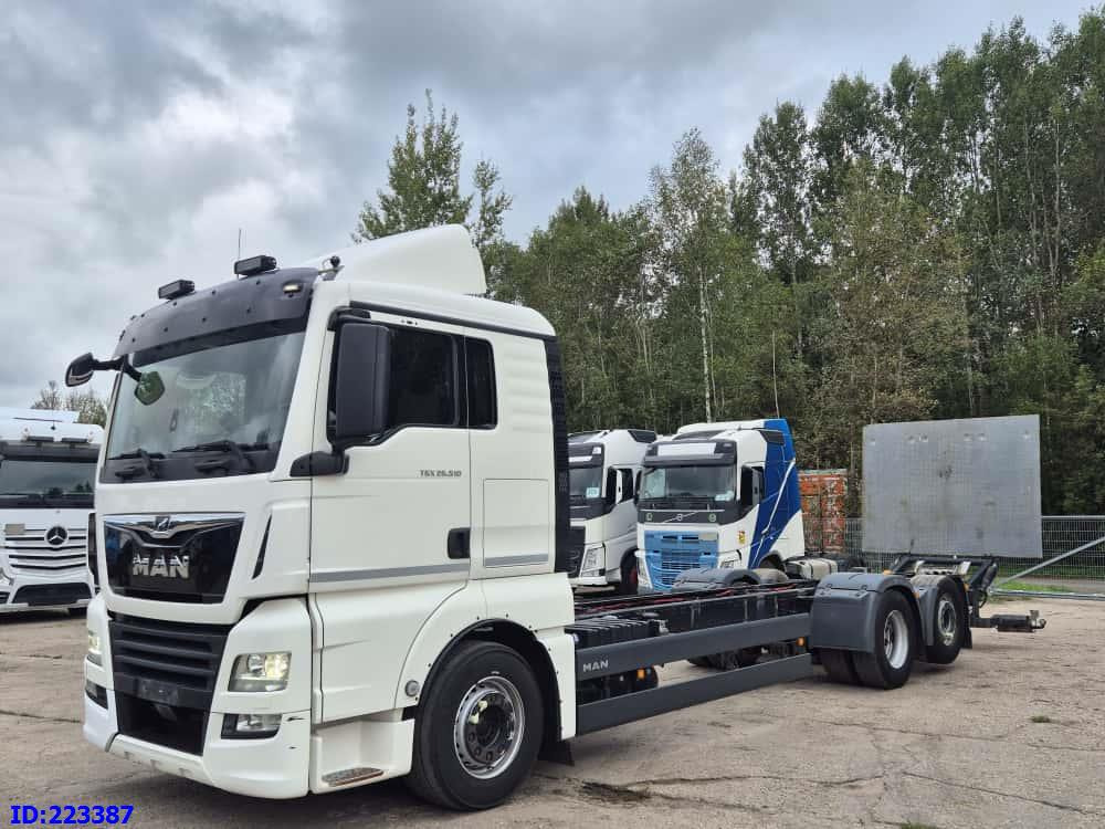 MAN TGX 26.510 WB 5900 6X2 Steering axle - Cab chassis truck: picture 1 MAN TGX 26.510 WB 5900 6X2 Steering axle - Cab chassis truck: picture 1