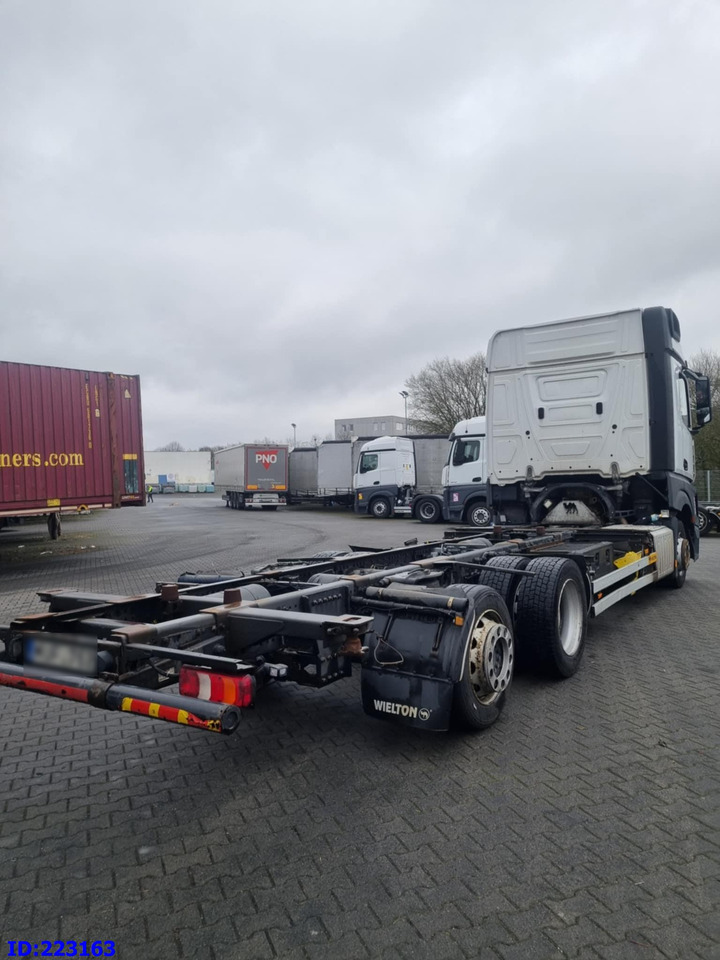 MERCEDES-BENZ Actros 2542 BDF 6x2 Euro6 - Cab chassis truck: picture 5 MERCEDES-BENZ Actros 2542 BDF 6x2 Euro6 - Cab chassis truck: picture 5