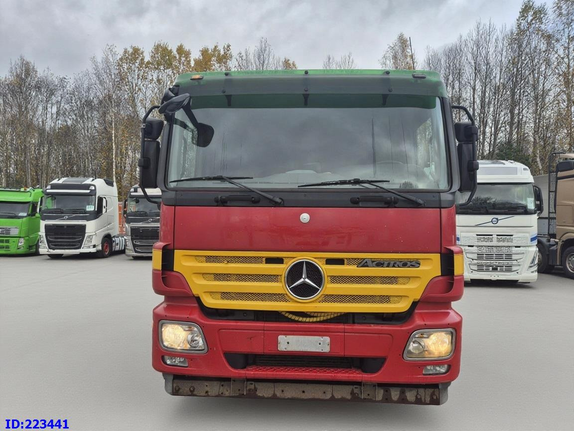 MERCEDES-BENZ Actros 2636 6X4 (3pedals) - Cab chassis truck: picture 2 MERCEDES-BENZ Actros 2636 6X4 (3pedals) - Cab chassis truck: picture 2
