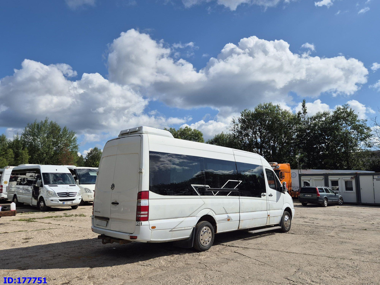 MERCEDES-BENZ Sprinter 518 - VIP - 17-seater - Coach: picture 5 MERCEDES-BENZ Sprinter 518 - VIP - 17-seater - Coach: picture 5