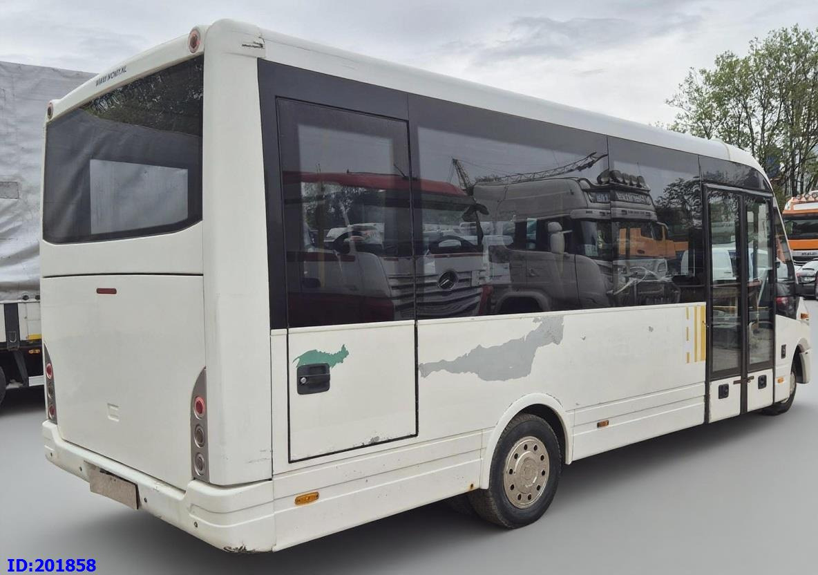 MERCEDES-BENZ Sprinter 616 - 27 Place - City bus: picture 5 MERCEDES-BENZ Sprinter 616 - 27 Place - City bus: picture 5