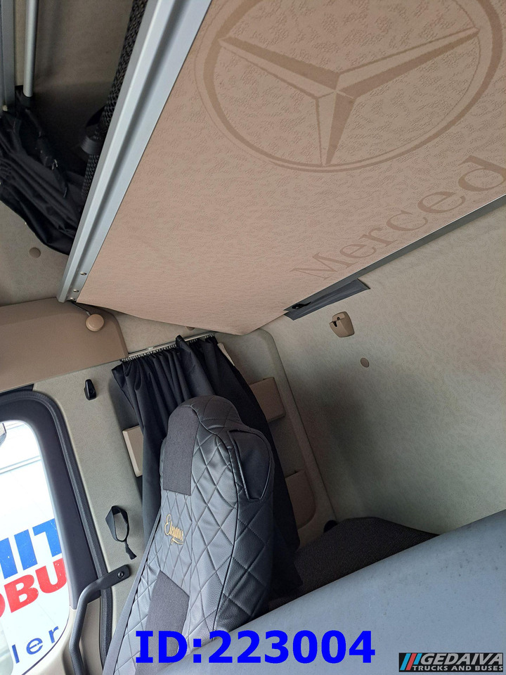 Tractor unit MERCEDES-BENZ Actros 1842 MEGA Euro6: picture 16