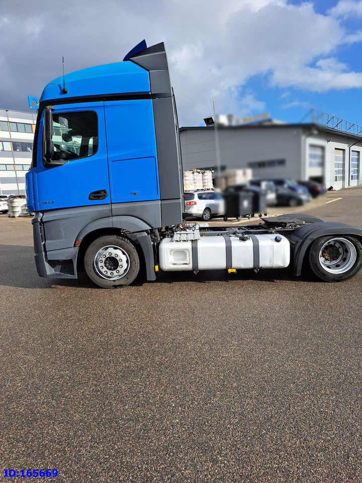 MERCEDES-BENZ Actros 1842 - Mega - Euro6 - Tractor unit: picture 4 MERCEDES-BENZ Actros 1842 - Mega - Euro6 - Tractor unit: picture 4