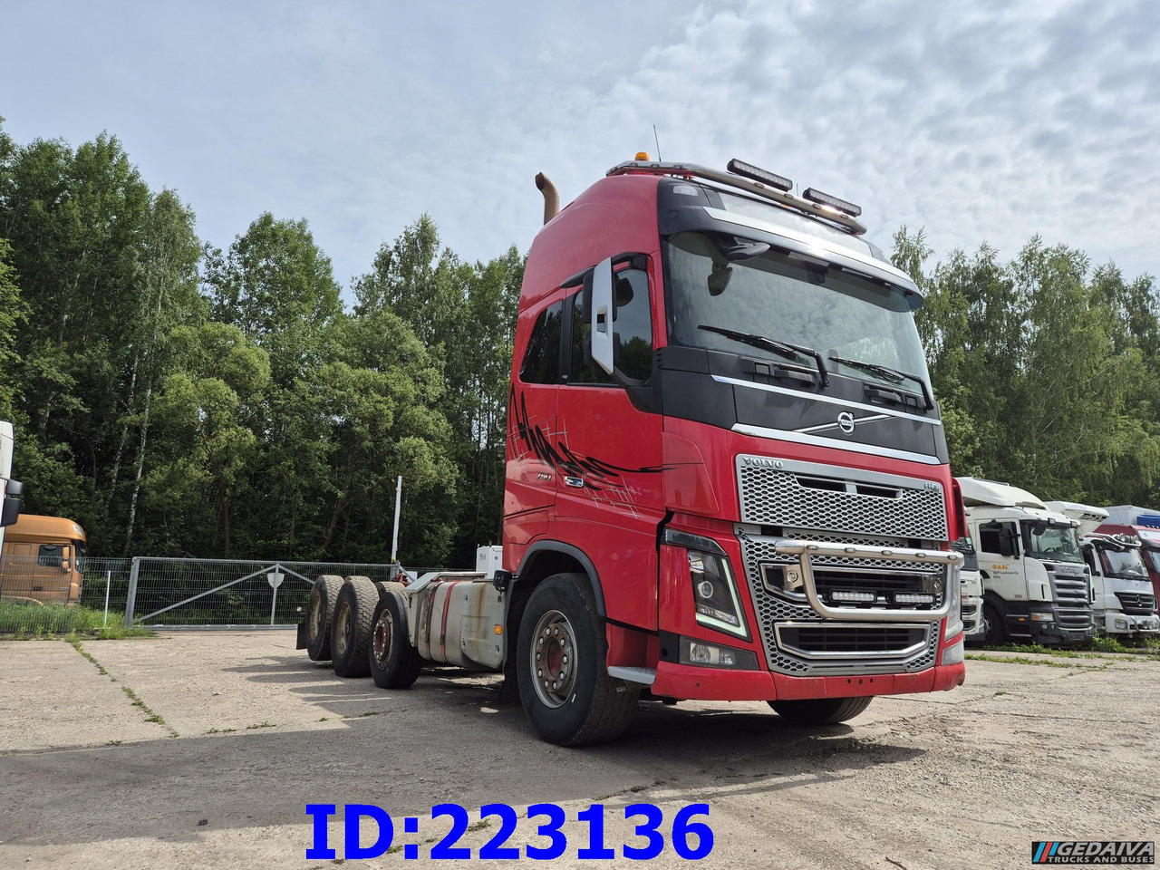 VOLVO FH16 750HP - 8x4 -Big Axles - Log truck: picture 4 VOLVO FH16 750HP - 8x4 -Big Axles - Log truck: picture 4