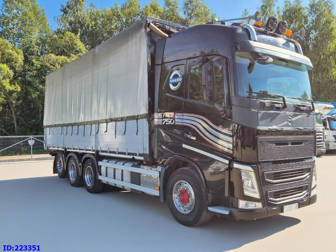 VOLVO FH16 750HP - 8x4-Steering axle - Curtainsider truck: picture 2 VOLVO FH16 750HP - 8x4-Steering axle - Curtainsider truck: picture 2