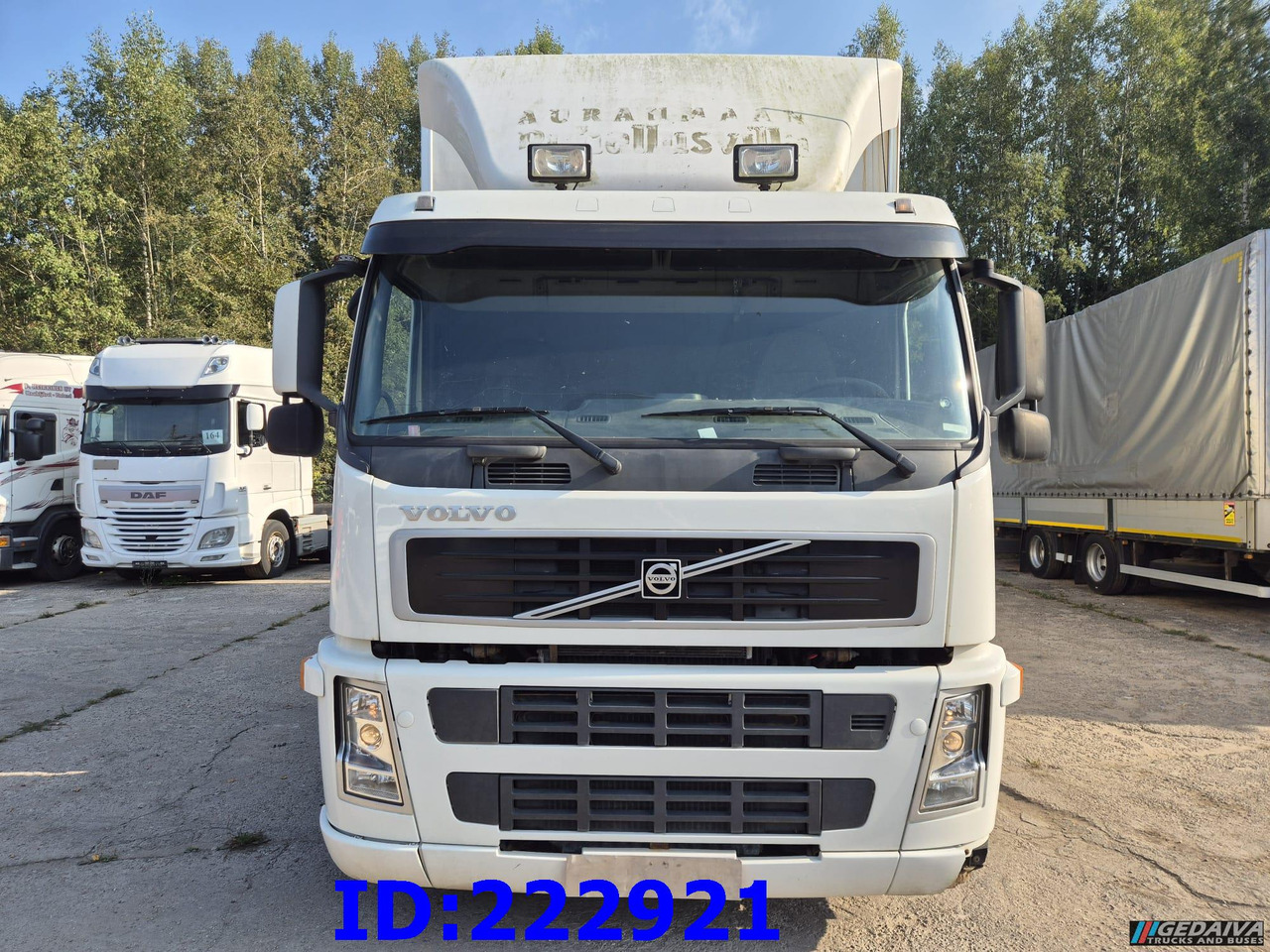 VOLVO FM9 260HP - Box truck: picture 2 VOLVO FM9 260HP - Box truck: picture 2