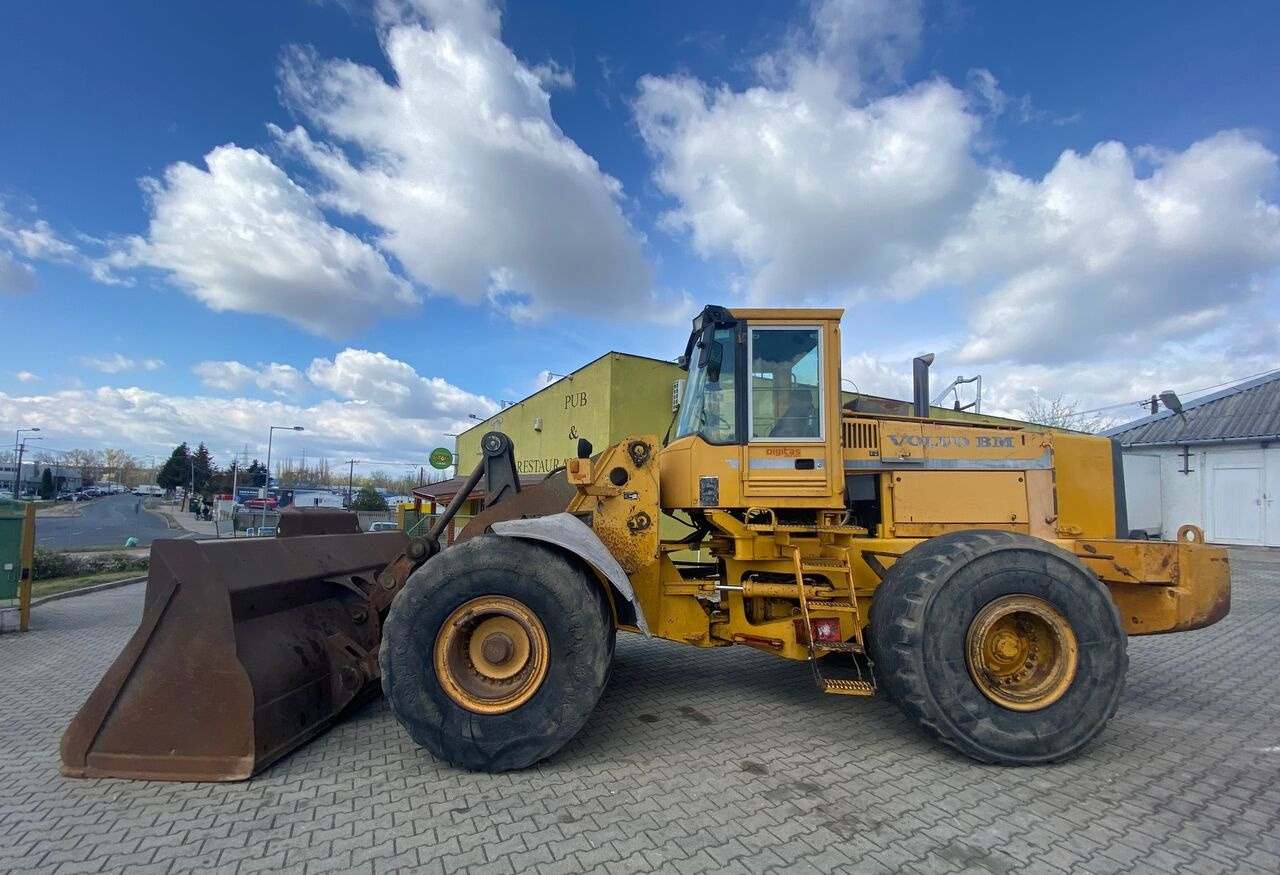 Volvo L180 - Wheel loader: picture 1 Volvo L180 - Wheel loader: picture 1
