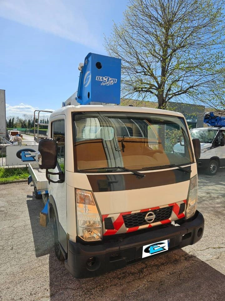 Truck mounted aerial platform Socage DA 320: picture 19