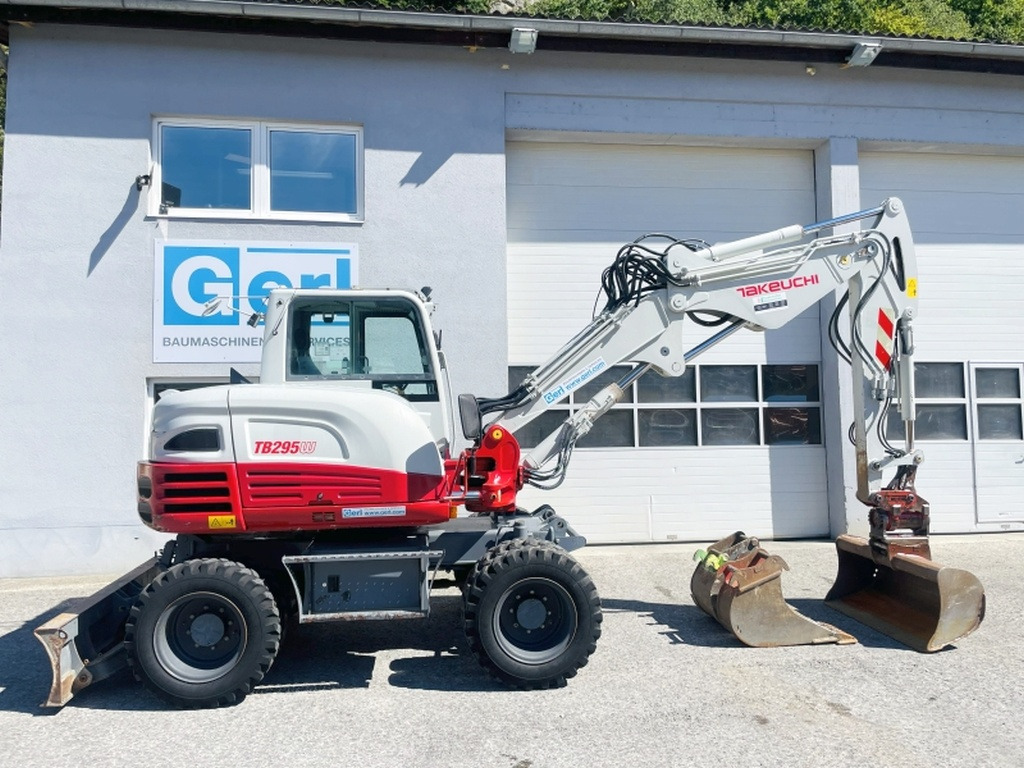 Takeuchi TB295W (4045) - Wheel excavator: picture 2 Takeuchi TB295W (4045) - Wheel excavator: picture 2