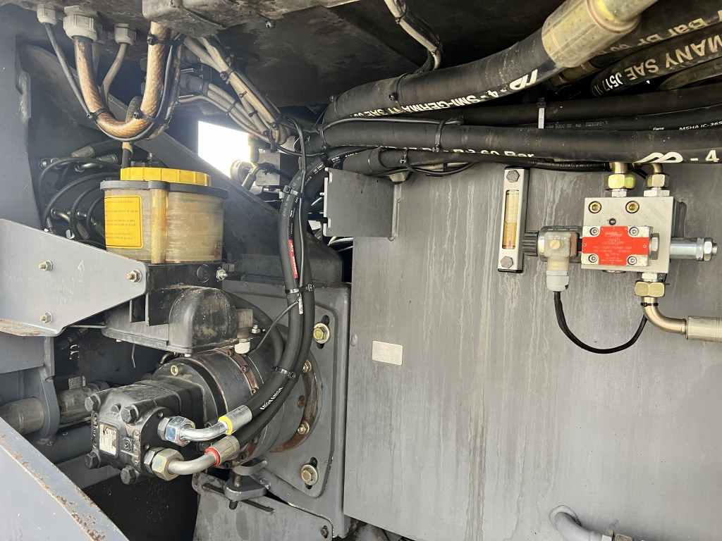 Asphalt paver Vögele Super 1800-2 (111540): picture 11 Asphalt paver Vögele Super 1800-2 (111540): picture 11