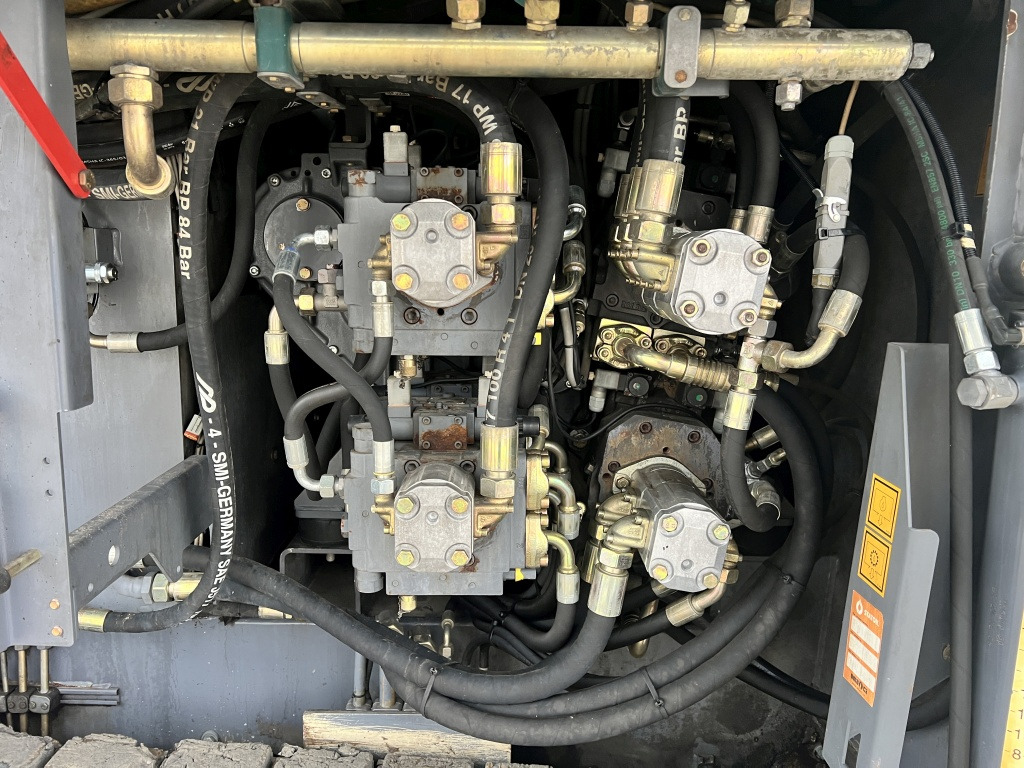 Asphalt paver Vögele Super 1800-2 (111540): picture 10 Asphalt paver Vögele Super 1800-2 (111540): picture 10