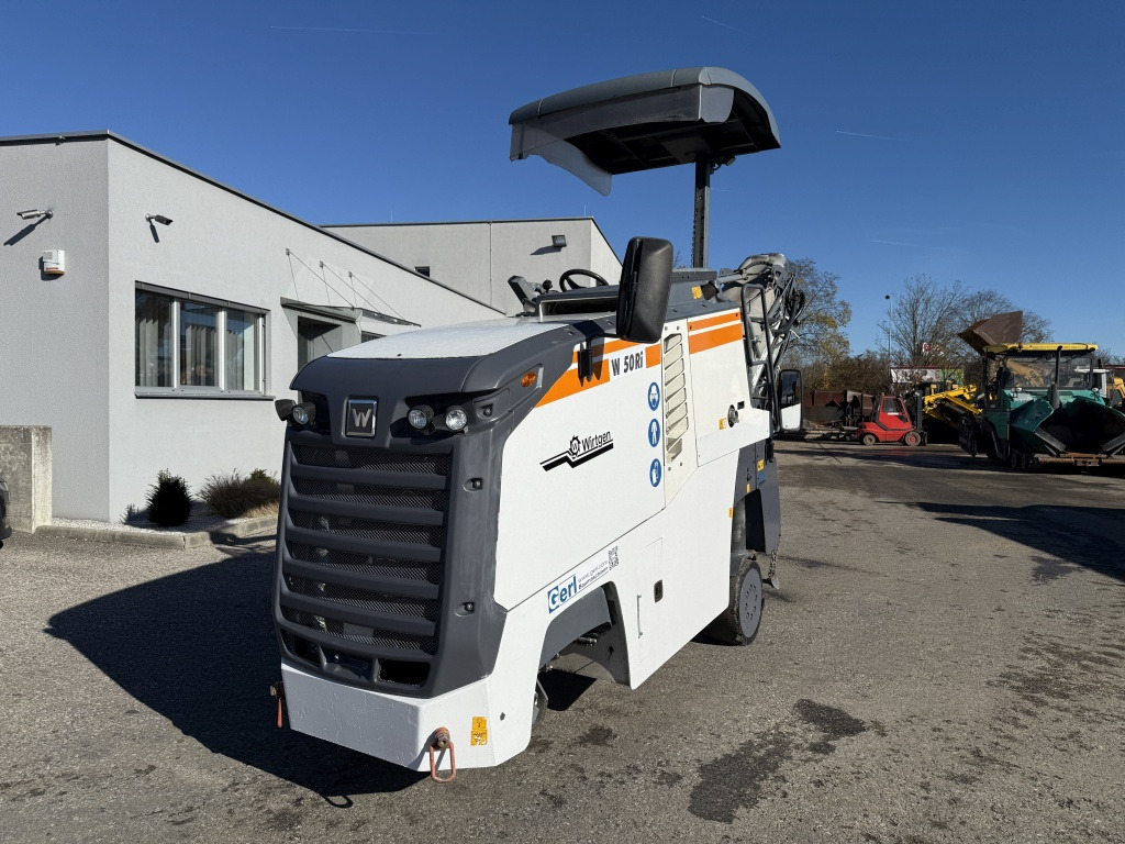 Wirtgen W 50 Ri (111751) - Cold planer: picture 2 Wirtgen W 50 Ri (111751) - Cold planer: picture 2