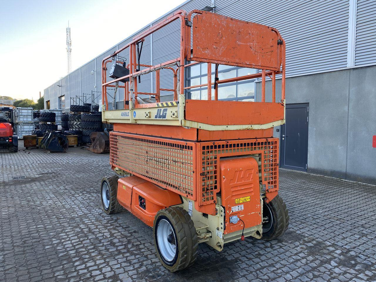 JLG 4069LE - Scissor lift: picture 2 JLG 4069LE - Scissor lift: picture 2