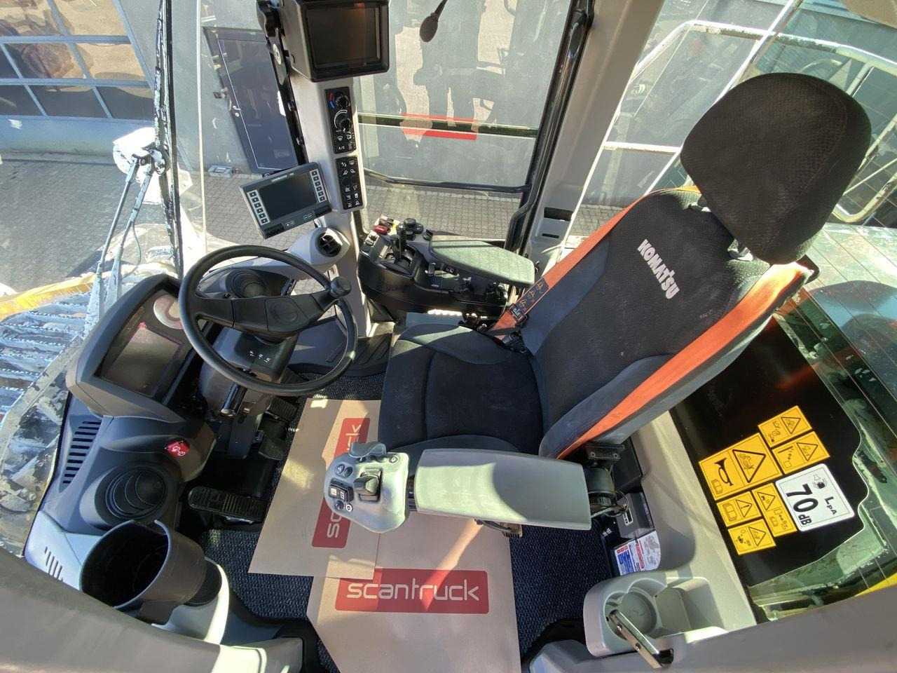 Komatsu WA475-10EO - Wheel loader: picture 3 Komatsu WA475-10EO - Wheel loader: picture 3