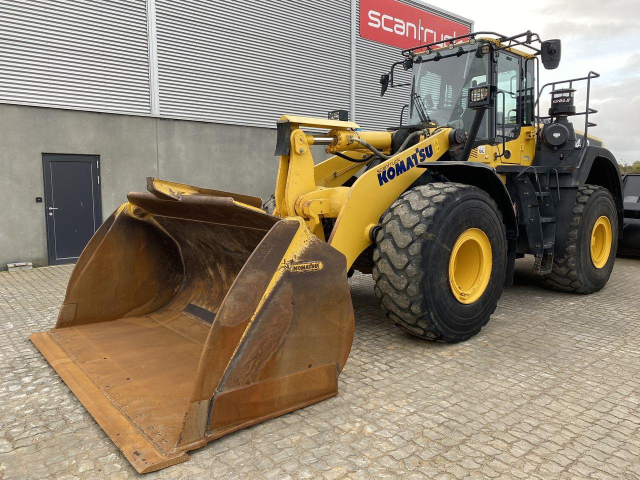 Komatsu WA480-8 - Wheel loader: picture 1 Komatsu WA480-8 - Wheel loader: picture 1