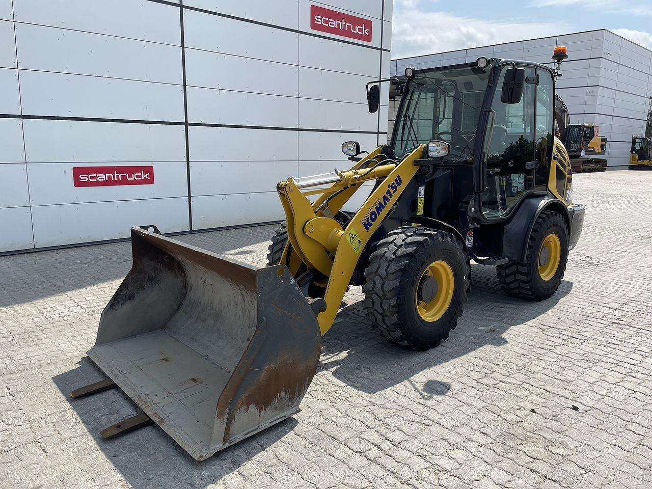 Komatsu WA70M-8EO - Compact loader: picture 1 Komatsu WA70M-8EO - Compact loader: picture 1
