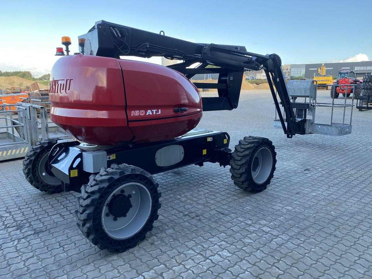 Manitou 160ATJ RC - Articulated boom: picture 4 Manitou 160ATJ RC - Articulated boom: picture 4