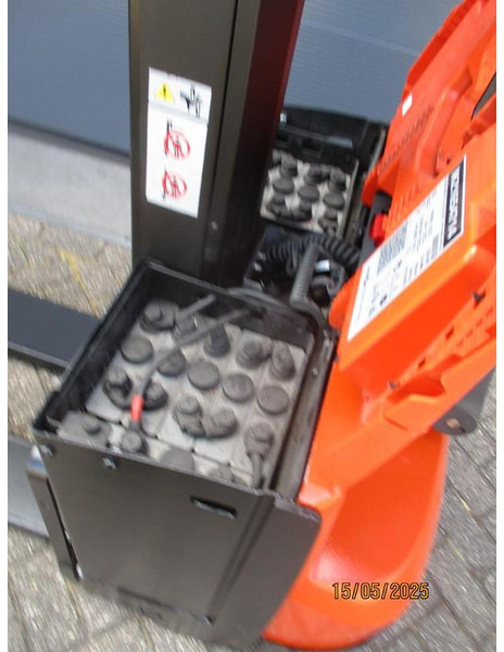 Stacker BT SWE 080L: picture 11 Stacker BT SWE 080L: picture 11