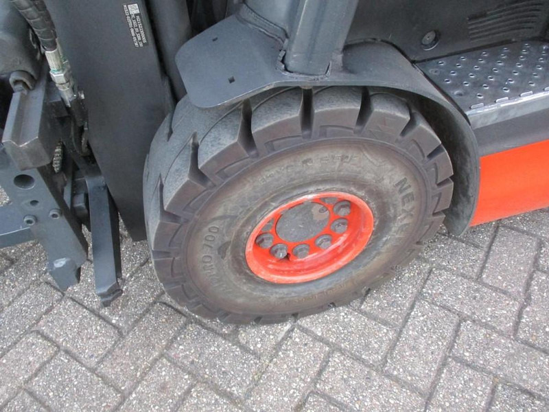 Linde E20-01/600 - Electric forklift: picture 4 Linde E20-01/600 - Electric forklift: picture 4
