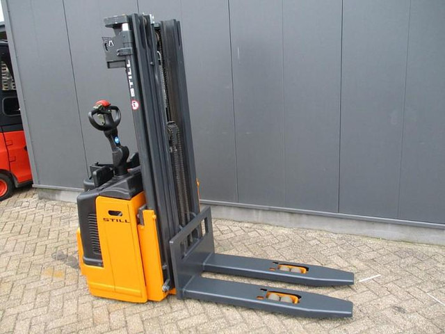 Still EGV S20 - Stacker: picture 4 Still EGV S20 - Stacker: picture 4
