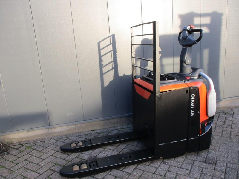 Toyota LPE250 - Pallet truck: picture 1 Toyota LPE250 - Pallet truck: picture 1