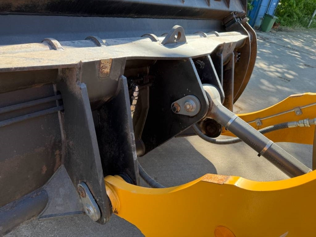 Eurosteel Hoogkiepbak - Bucket for Construction machinery: picture 5 Eurosteel Hoogkiepbak - Bucket for Construction machinery: picture 5
