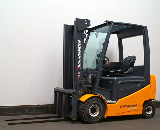Jungheinrich EFG425s - Electric forklift: picture 1 Jungheinrich EFG425s - Electric forklift: picture 1