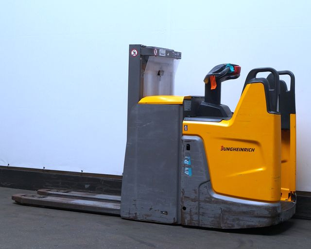 Jungheinrich ERD220 - Stacker: picture 2 Jungheinrich ERD220 - Stacker: picture 2