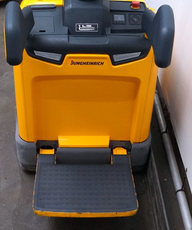 Jungheinrich ERE120 - Pallet truck: picture 3 Jungheinrich ERE120 - Pallet truck: picture 3