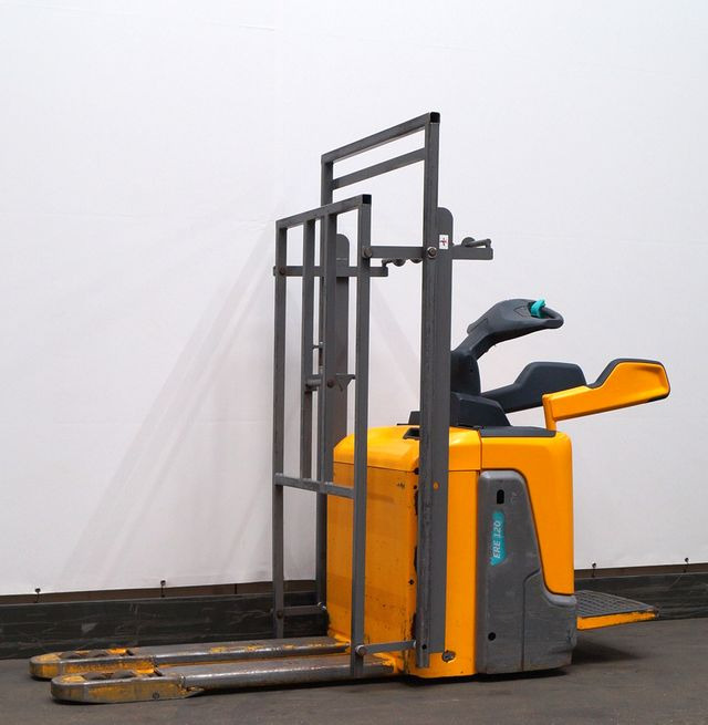 Jungheinrich ERE120 - Pallet truck: picture 1 Jungheinrich ERE120 - Pallet truck: picture 1