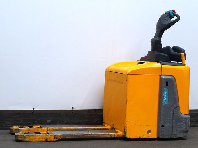Jungheinrich ERE125 - Pallet truck: picture 1 Jungheinrich ERE125 - Pallet truck: picture 1